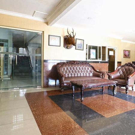 Hotel Tanjung Surabaya Exterior foto